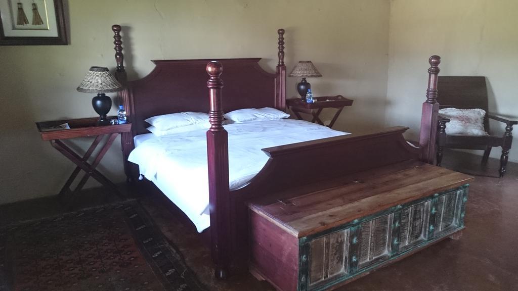 Plettenberg Bay Game Reserve: The Baroness Safari Lodge Buitenkant foto