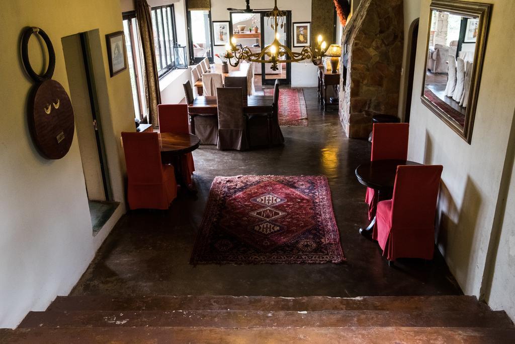 Plettenberg Bay Game Reserve: The Baroness Safari Lodge Buitenkant foto