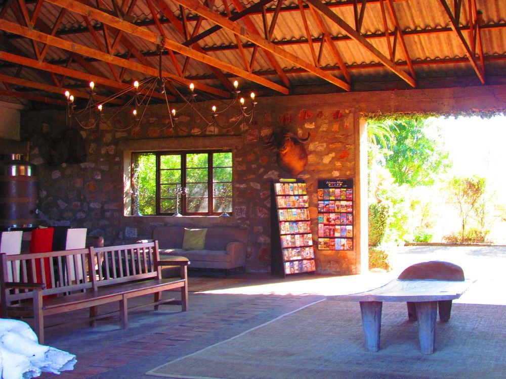 Plettenberg Bay Game Reserve: The Baroness Safari Lodge Buitenkant foto
