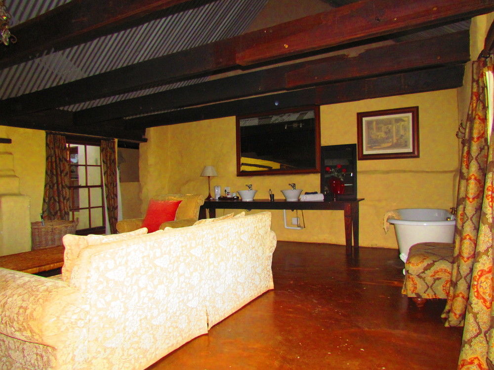 Plettenberg Bay Game Reserve: The Baroness Safari Lodge Buitenkant foto